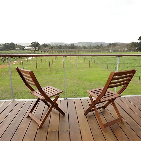 Lot113 Vineyard Accommodation Upper Swan Kültér fotó