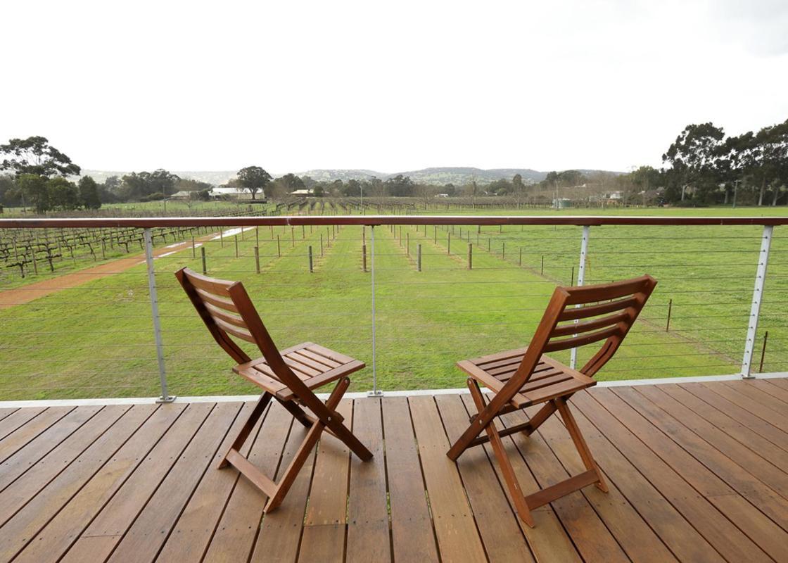 Lot113 Vineyard Accommodation Upper Swan Kültér fotó