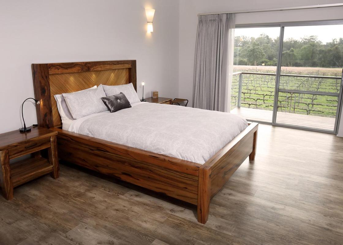 Lot113 Vineyard Accommodation Upper Swan Kültér fotó